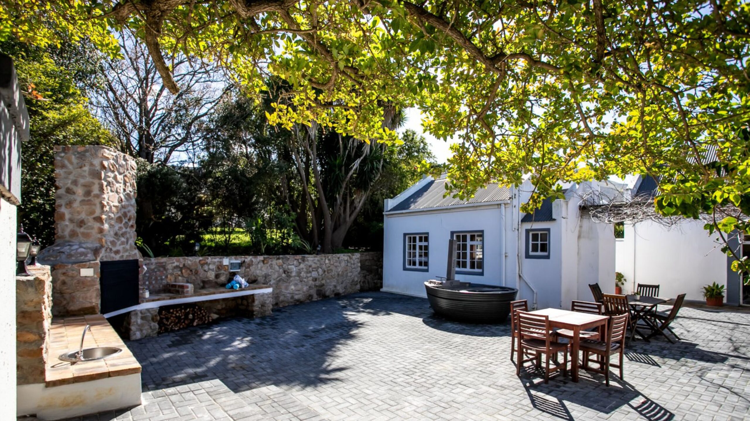 Stanford Hills Estate Wine farm accommodation in Stanford